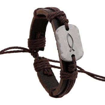 Bratara barbati Lerods din piele maro cu simbol vintage Bratara barbati Lerods din piele maro cu simbol vintage