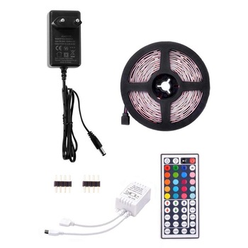 Set 150 LED-uri RGB, 5m, 2A 12V, Multicolor Set 150 LED-uri RGB, 5m, 2A 12V, Multicolor