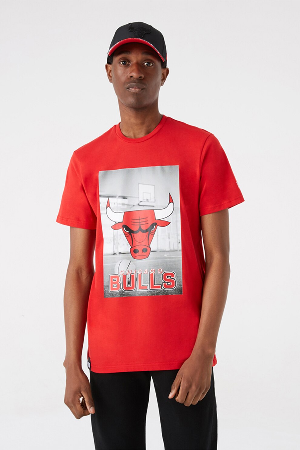 New Era, Tricou cu decolteu la baza gatului NBA Photographic, Corai/Gri