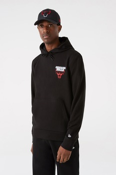 New Era, Hanorac cu buzunar kangaroo Chicago Bulls, Negru/Alb/Rosu New Era, Hanorac cu buzunar kangaroo Chicago Bulls, Negru/Alb/Rosu