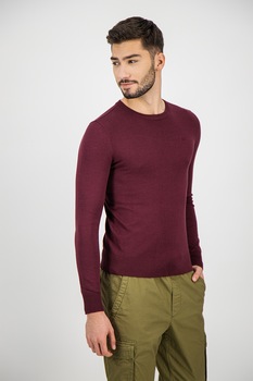 Mexx, Pulover tricotat fin cu decolteu la baza gatului Brian, Visiniu Mexx, Pulover tricotat fin cu decolteu la baza gatului Brian, Visiniu