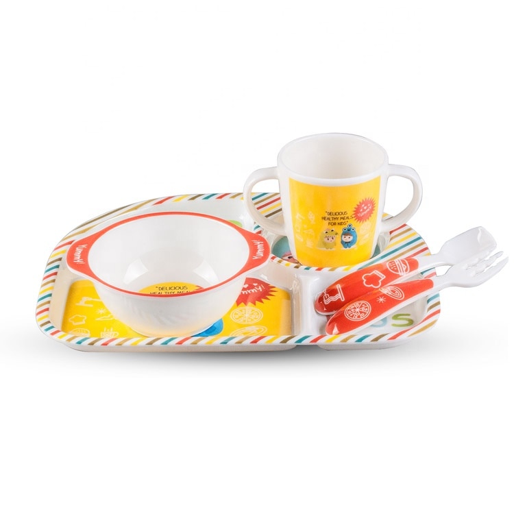 Set de masa cu 5 piese Nichiduta Delicious din melamina