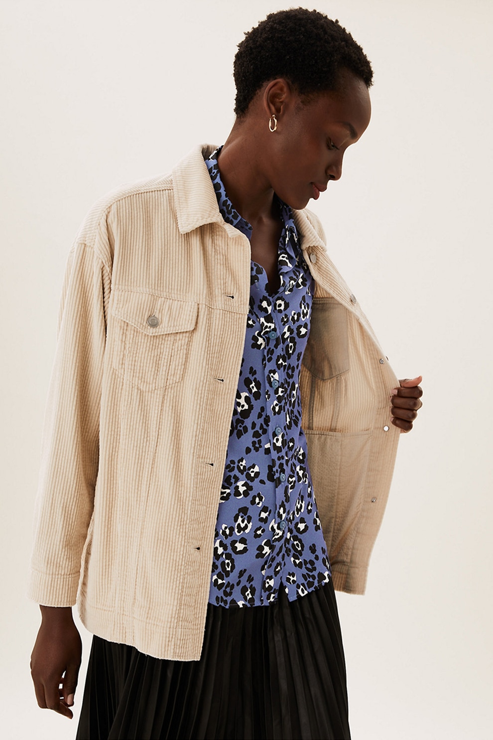 Marks & Spencer, Camasa cu animal print si guler ascutit, Albastru indigo/Negru/Alb