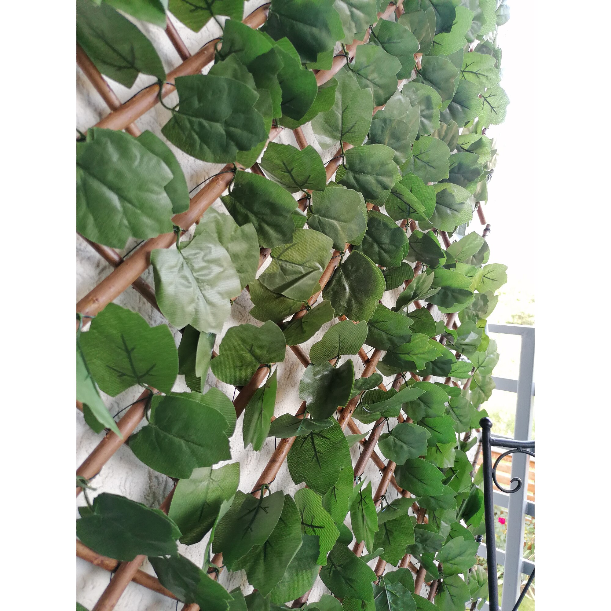 Разтегателен зелен параван Fieronart, изработен от ракита и изкуствени