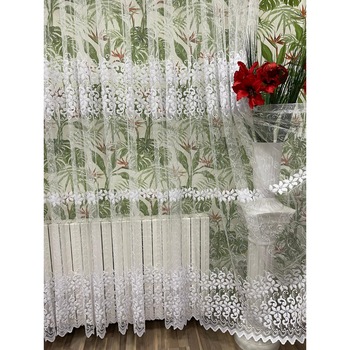 Perdea alba brodata, din colectia  Perdea alba brodata, din colectia