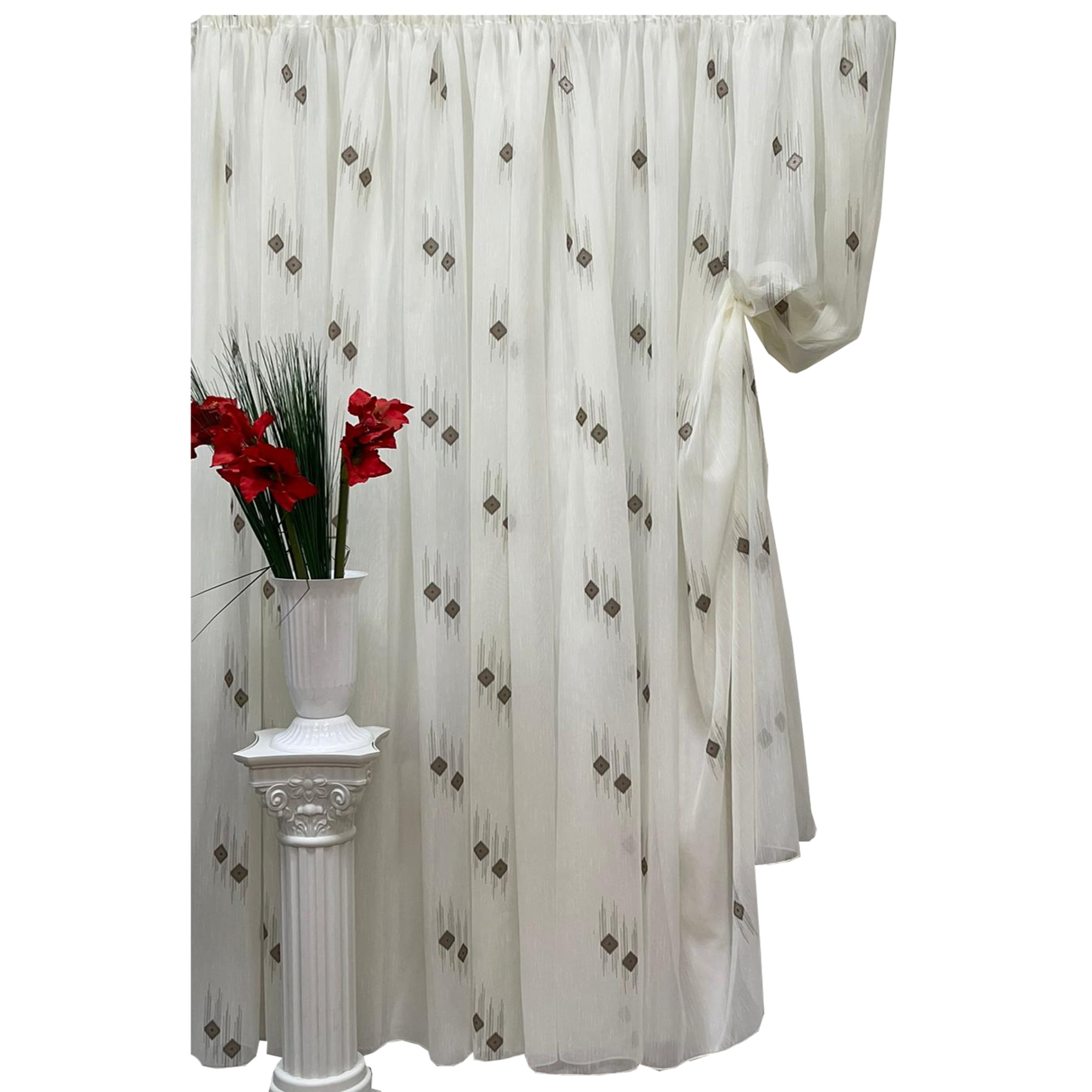 Perdea ivoire cu model maro din colectia 