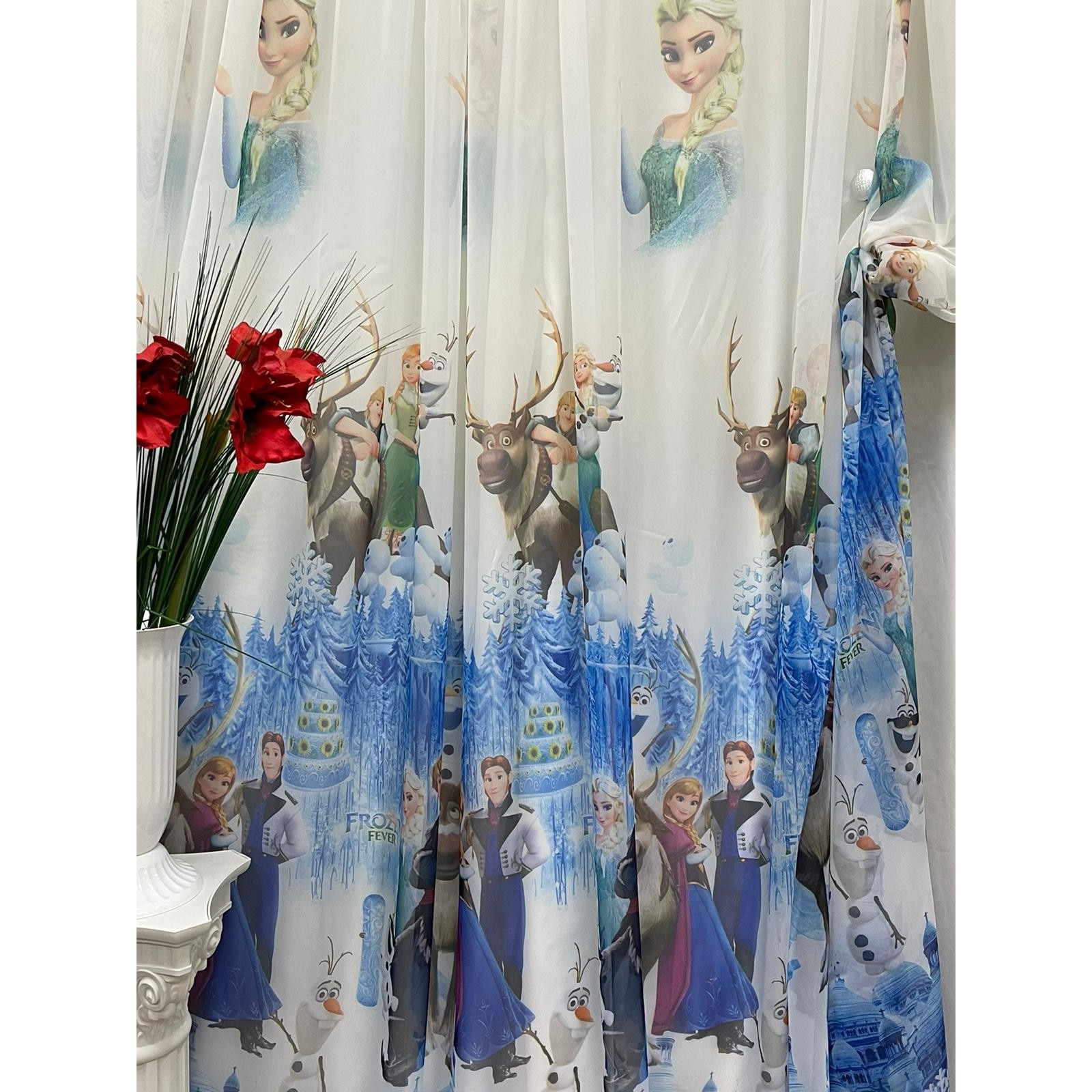 doua draperii si perdea, copii, "Vis cu Frozen" multicolor, cu rejansa by Liz Line - SDP100 - eMAG.ro