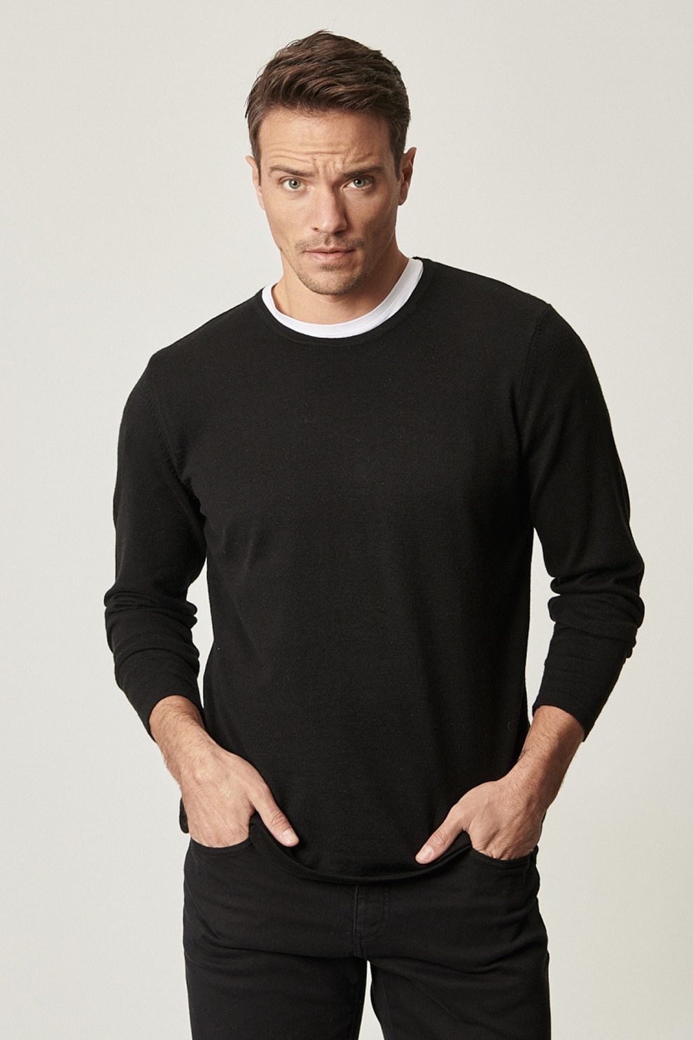 AC&Co, Pulover din amestec de bumbac cu decolteu rotund, Negru