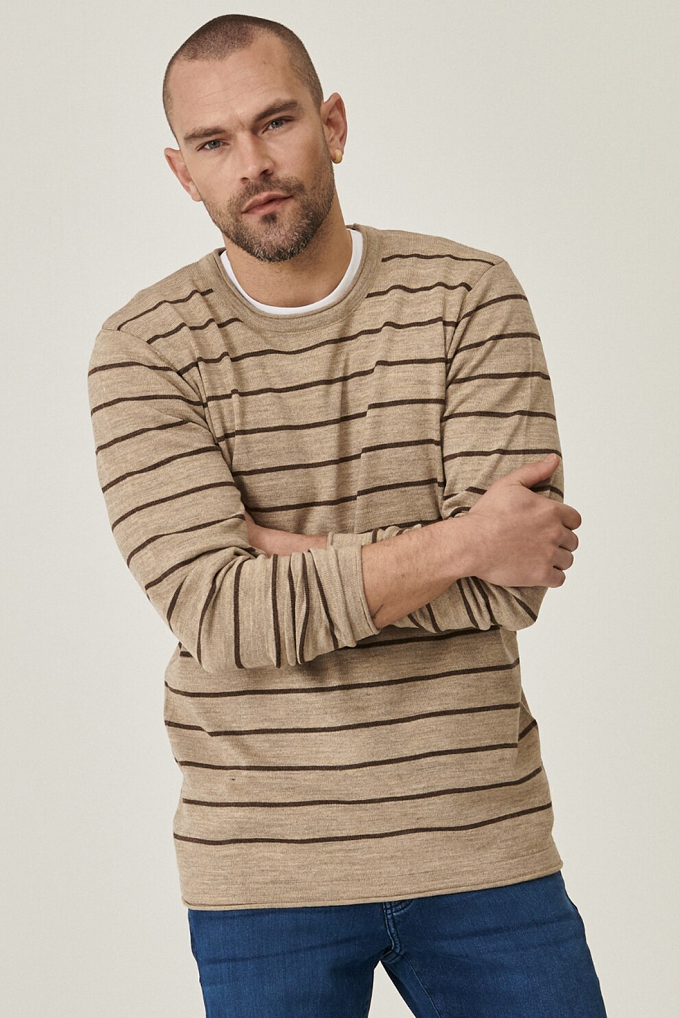 AC&Co, Pulover cu model in dungi si aspect de tricot fin, Maro camel/Maro inchis