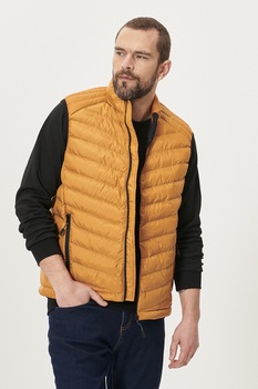 AC&Co, Vesta matlasata cu vatelina, Galben sofran AC&Co, Vesta matlasata cu vatelina, Galben sofran