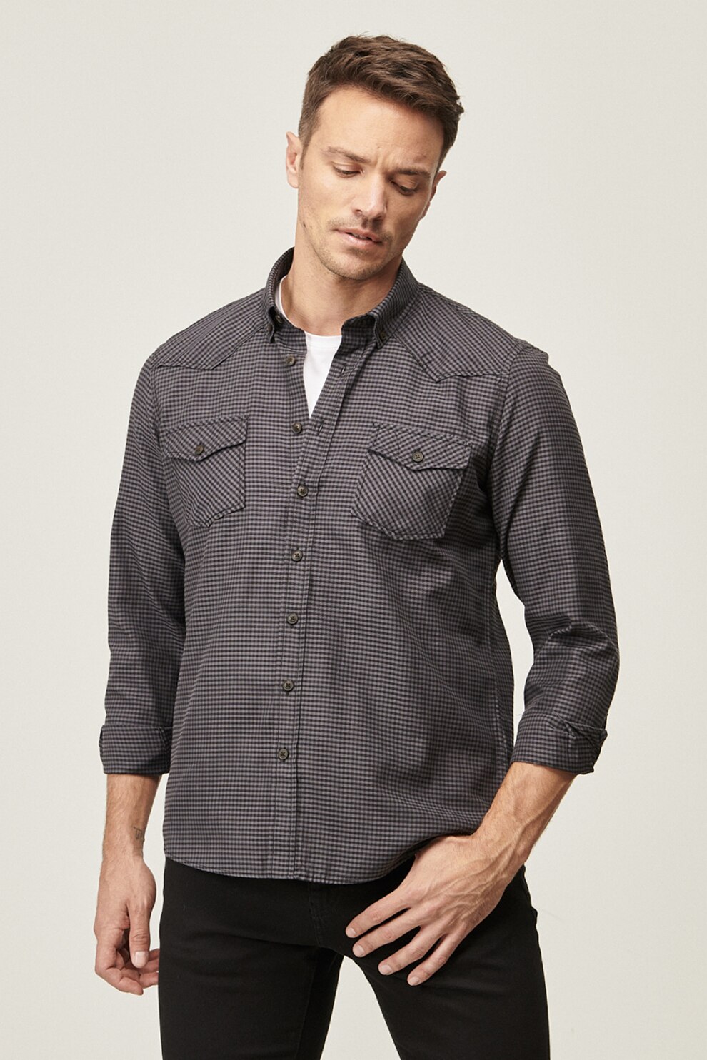 AC&Co, Camasa slim fit in carouri si buzunare pe piept, Gri inchis