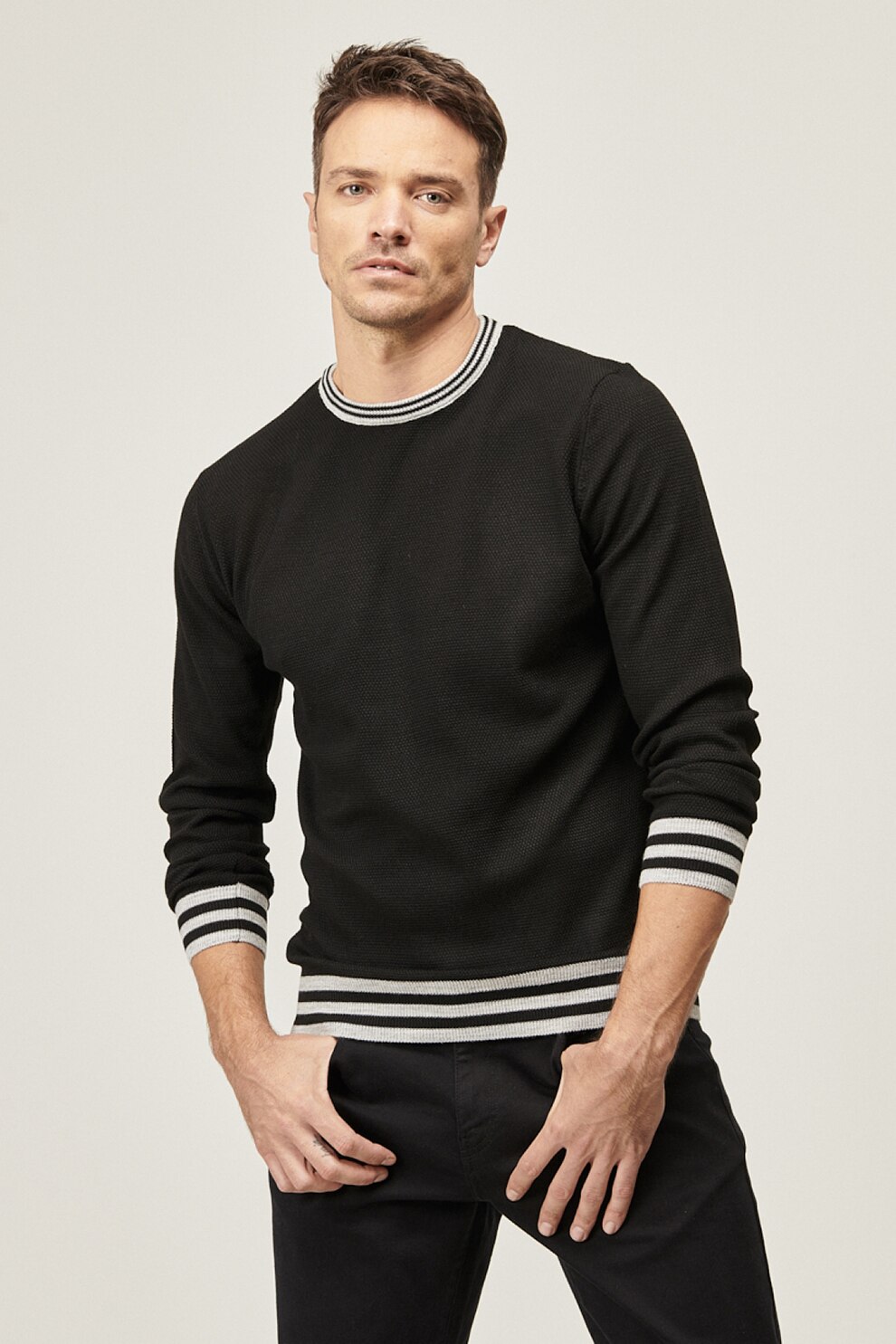 AC&Co, Pulover cu detalii in dungi, Negru/Alb