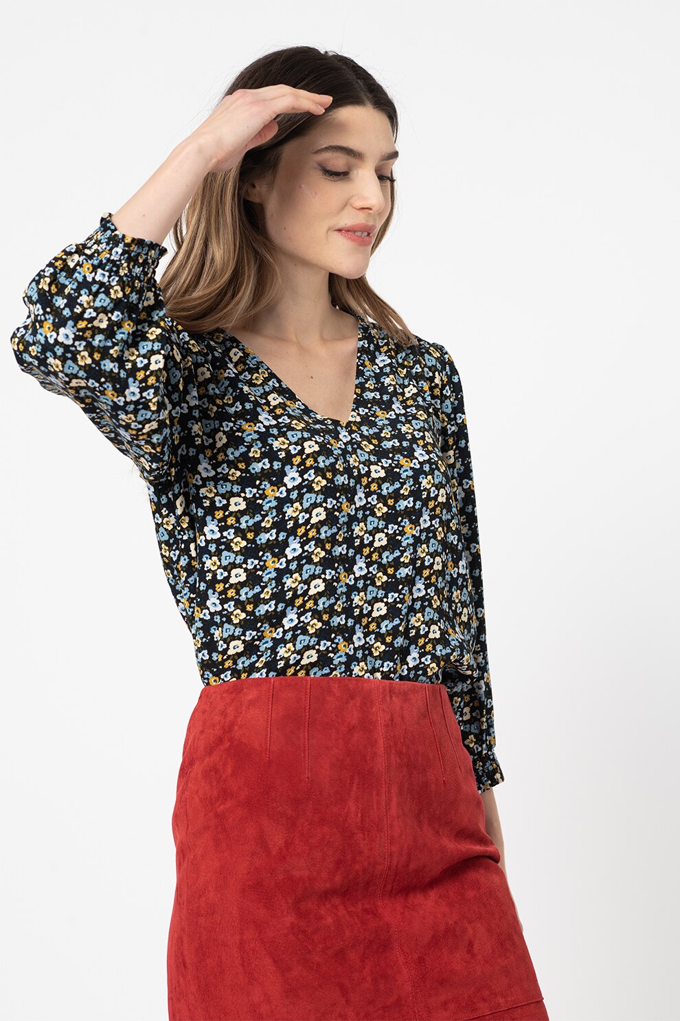 Vila, Bluza cu decolteu in V si model floral Lupisk, Bleumarin/Galben