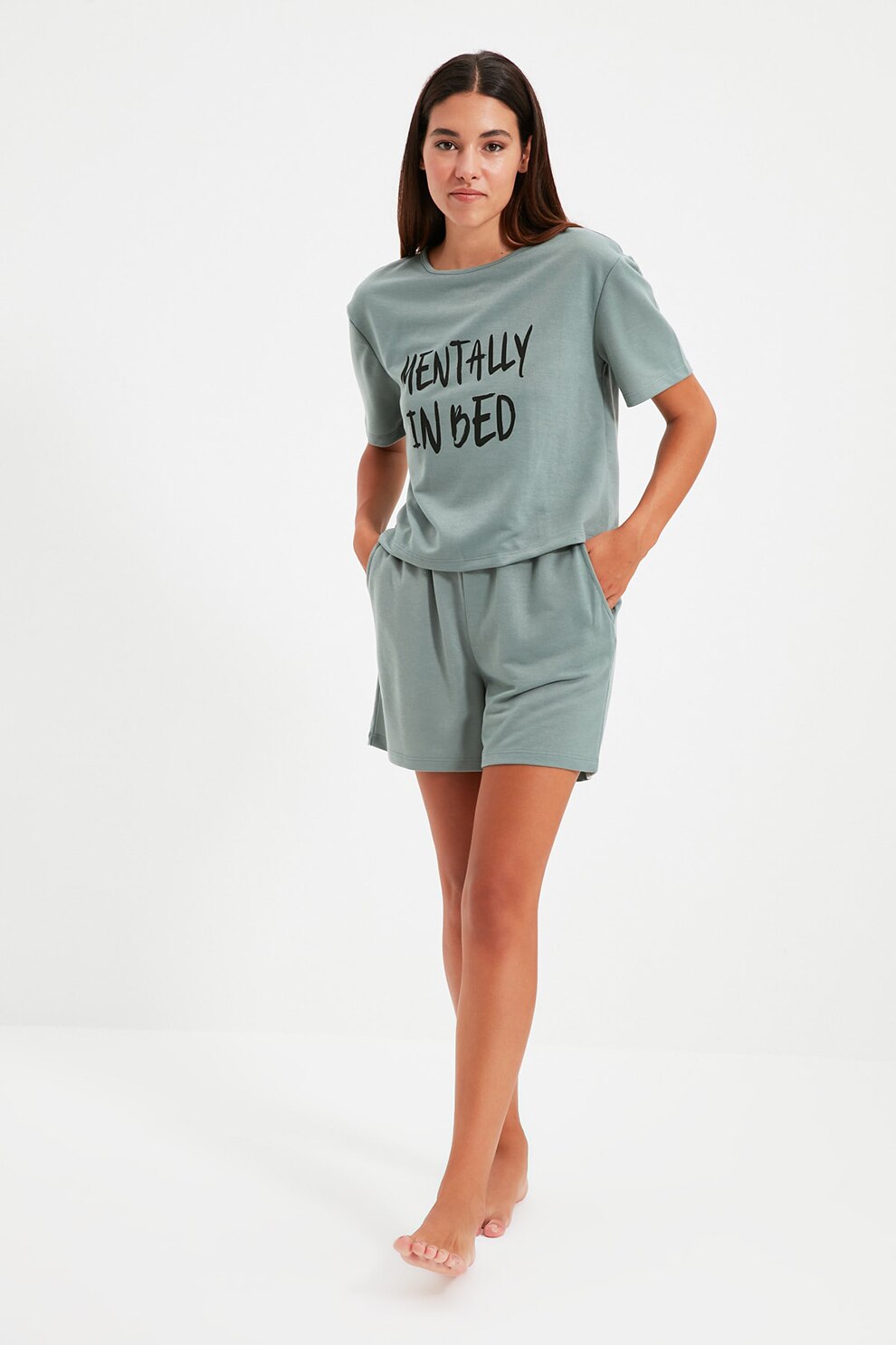 Trendyol, Pijama scurta cu imprimeu text, Verde feriga/Negru