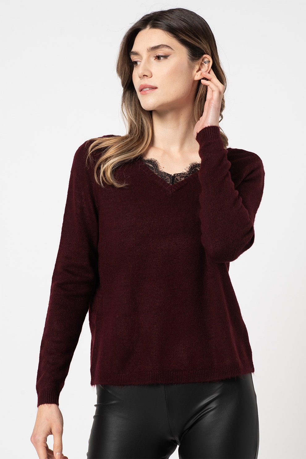 Only, Pulover cu decolteu in V si insertii de dantela Julie, Visiniu