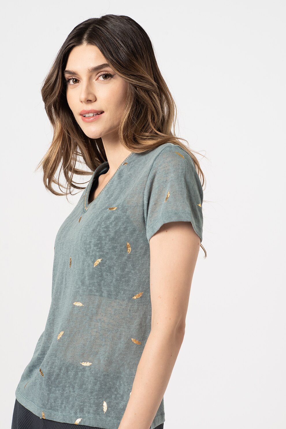 Only, Tricou cu decolteu in V si imprimeu Stephania, Gri deschis/Auriu