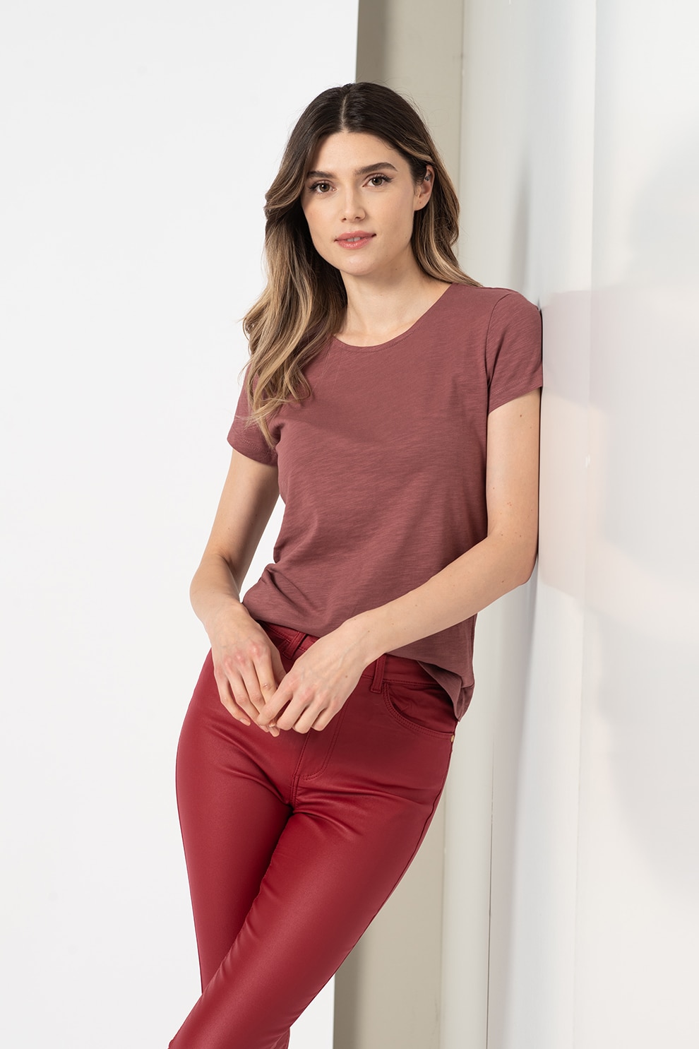 Only, Tricou cu decolteu rotund Luna, Rosu stins