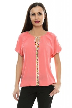 Bluza cu aplicatii din dantela brodata B79, Corai Bluza cu aplicatii din dantela brodata B79, Corai