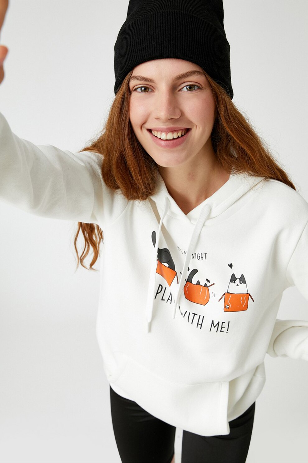 KOTON, Hanorac cu imprimeu si buzunar kangaroo, Alb/Negru stins/Oranj, XL