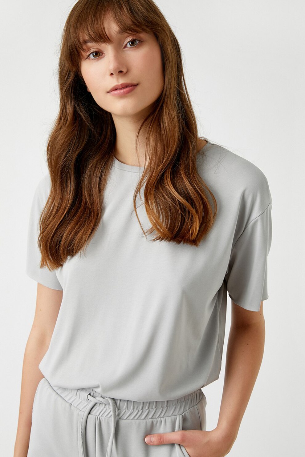 KOTON, Tricou cu decolteu la baza gatului si maneci cazute, Gri deschis