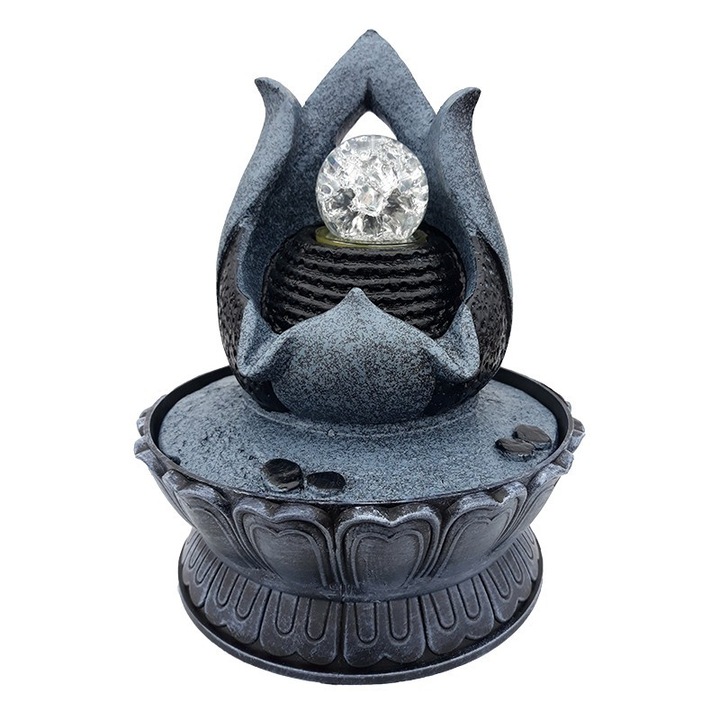 Електрически фонтан, изработен от смола, с купа и топка, 20х22см