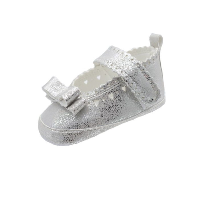 Christopher Baby Club elegáns csizma lányoknak 5577-BARG-10-0-3 hónapos, ezüst 17 EU