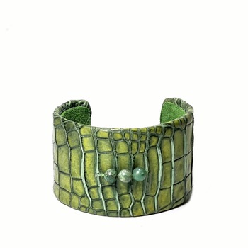 Bratara Decoranna Handcraft statement, piele naturala crocodil, handmade unicat, cusuta artizanal cu pietre de jasp, verde crud Bratara Decoranna Handcraft statement, piele naturala crocodil, handmade unicat, cusuta artizanal cu pietre de jasp, verde crud