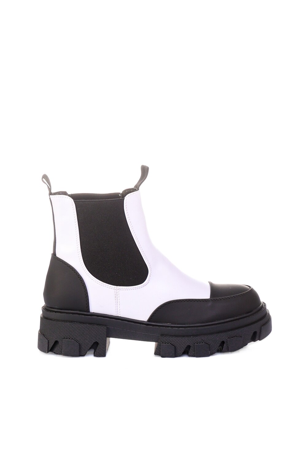 Ghete dama Eryn, Alb