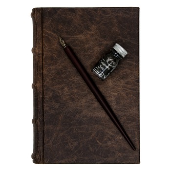 Set din piele naturala Jurnal cu penita si cerneala, Unika, maro Set din piele naturala Jurnal cu penita si cerneala, Unika, maro