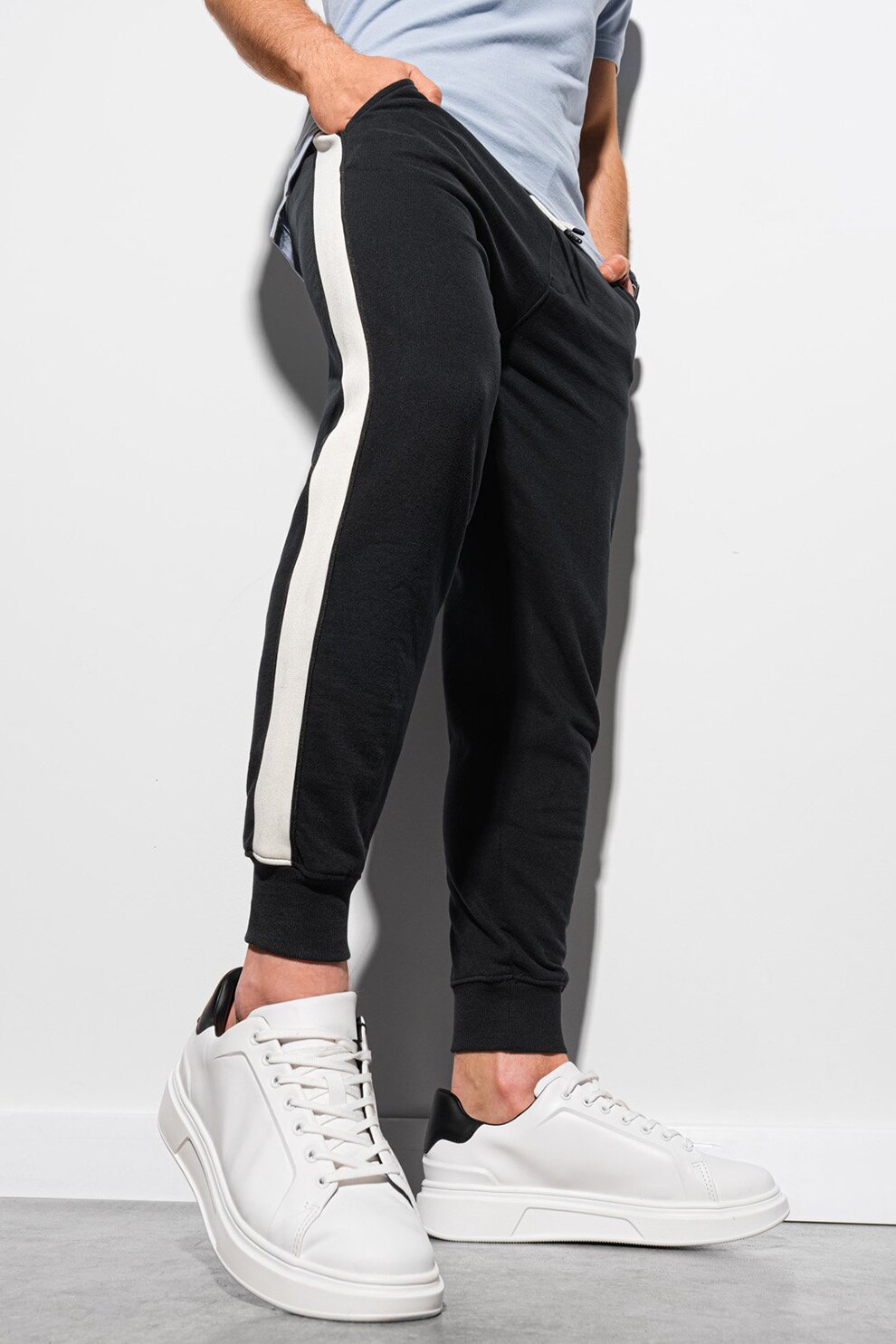 OMBRE, Pantaloni sport cu buzunare oblice, Negru/Alb