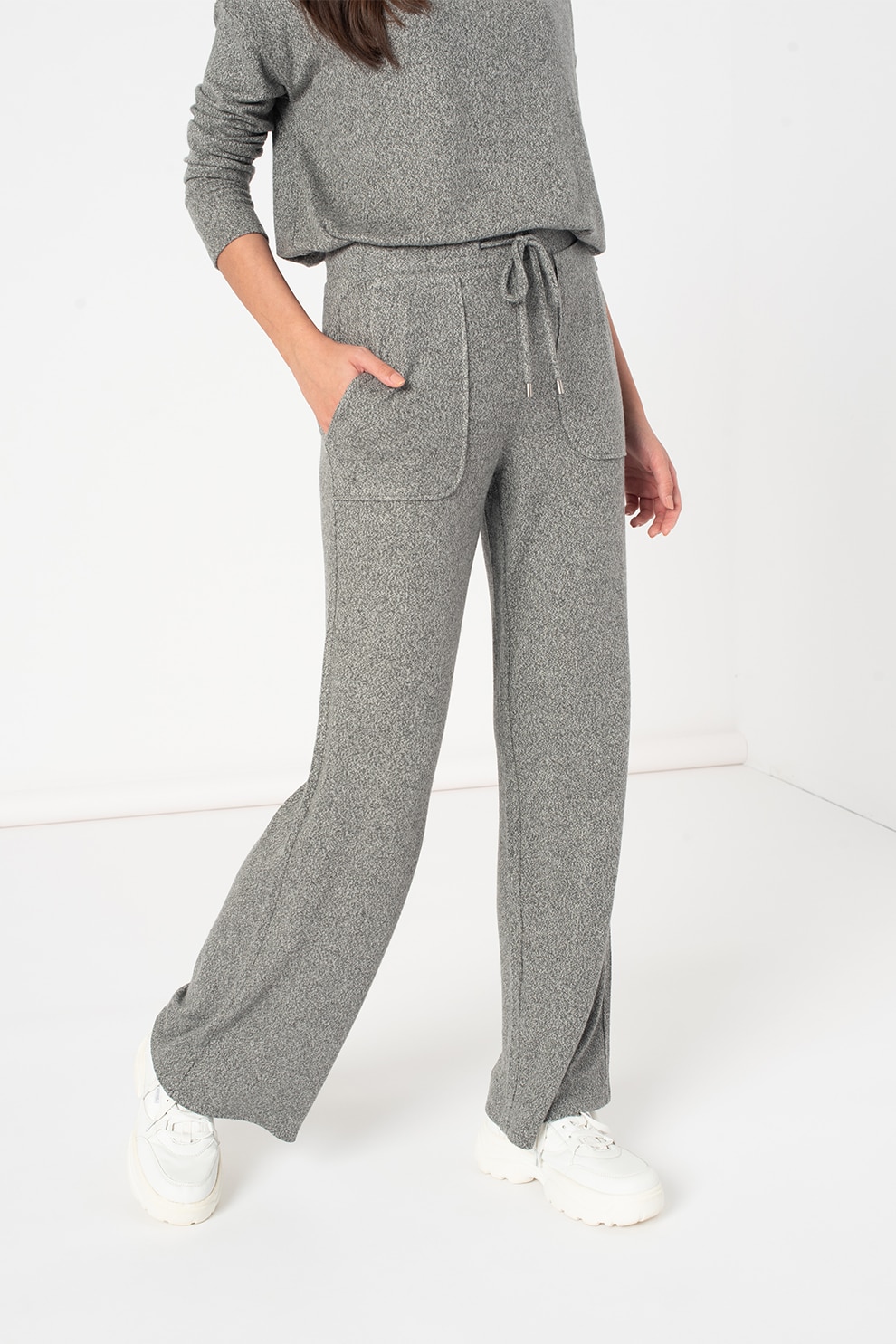United Colors of Benetton, Pantaloni sport evazati cu snur de ajustare, Gri melange