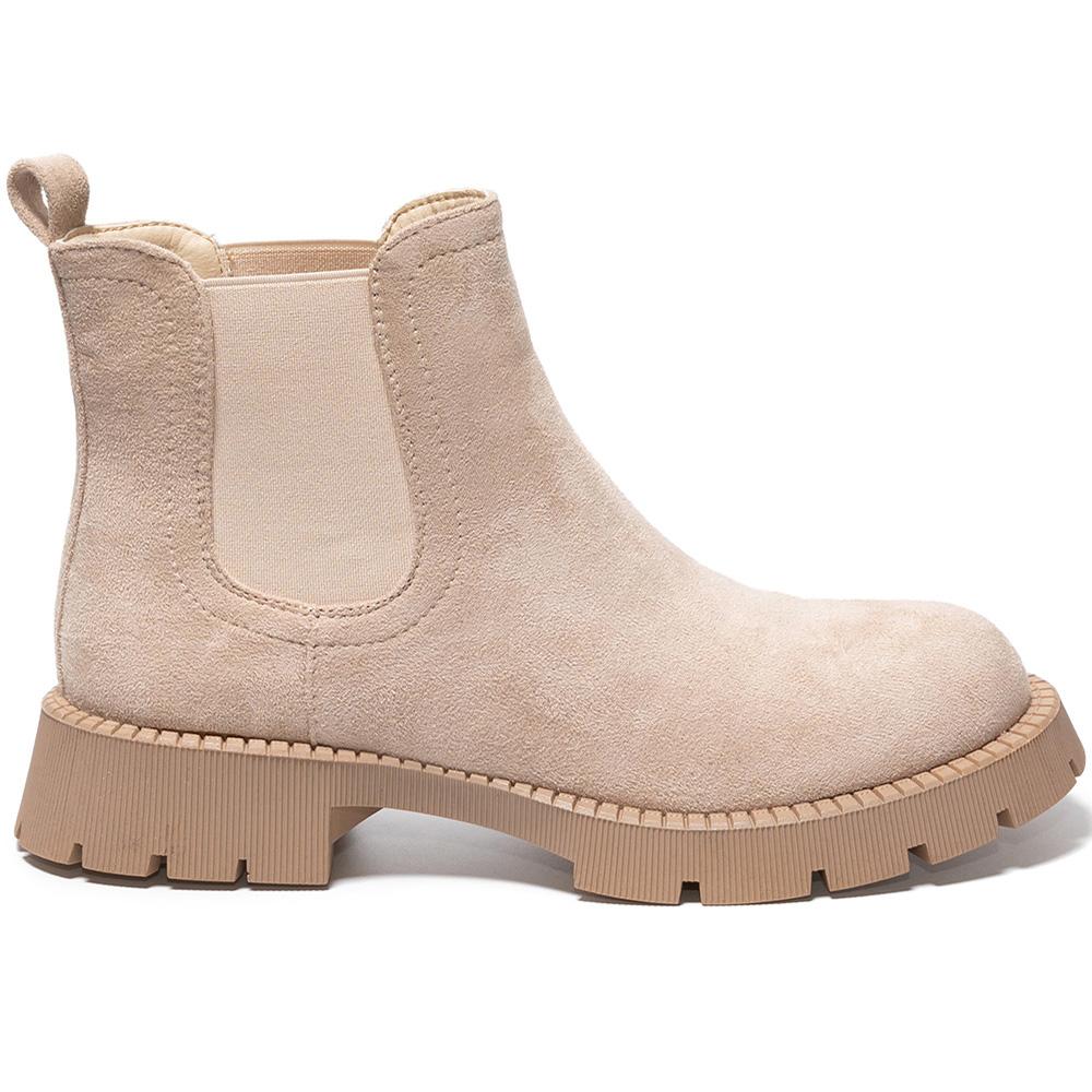 Ghete dama Aldonza, Bej, Bej