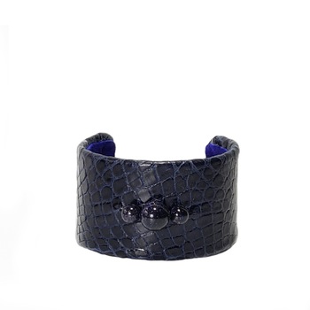 Bratara Decoranna Handcraft statement, piele naturala crocodil lacuita, handmade unicat, cusuta cu pietre de nisip, bleumarin Bratara Decoranna Handcraft statement, piele naturala crocodil lacuita, handmade unicat, cusuta cu pietre de nisip, bleumarin