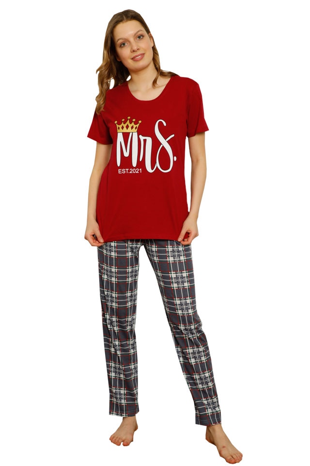 Pijamale dama Serena, maneca scurta, pantaloni lungi, rosu, imprimeu Mrs Queen, Rosu