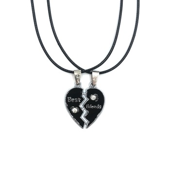 Set 2 coliere cu pandantiv in forma Inima cu Best friends, Nevermore, Negru Set 2 coliere cu pandantiv in forma Inima cu Best friends, Nevermore, Negru