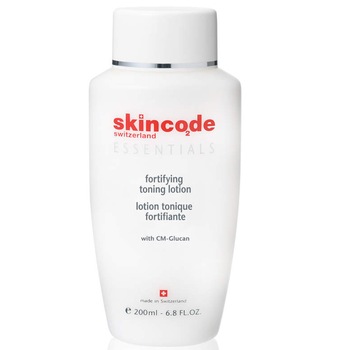 Lotiune tonica fortifianta Skincode Essentials, 200 ml Lotiune tonica fortifianta Skincode Essentials, 200 ml