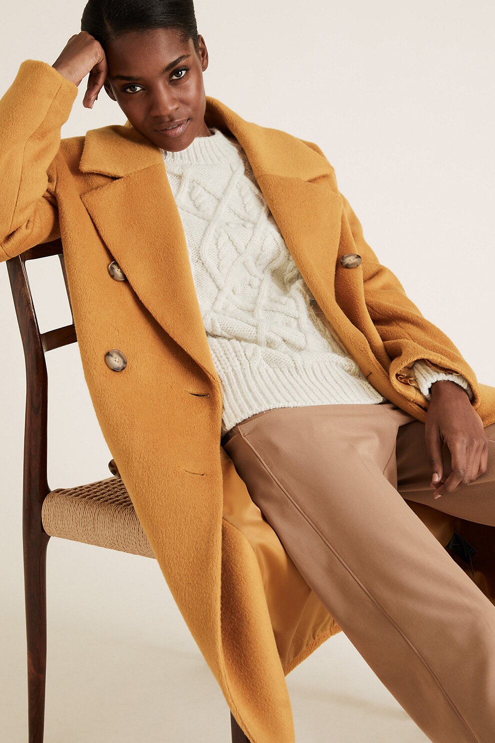 Marks & Spencer, Pulover cu decolteu la baza gatului si model torsade, Alb, XL