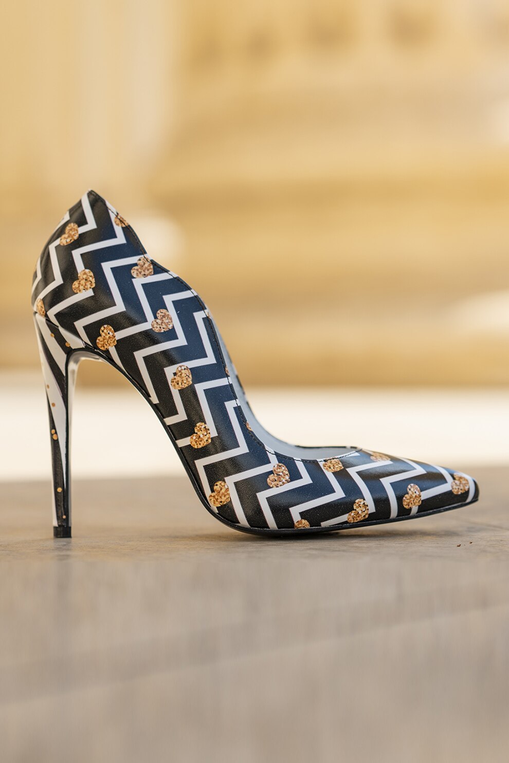 CONDUR by alexandru, Pantofi stiletto de piele cu varf ascutit, Negru/Alb/Maro camel