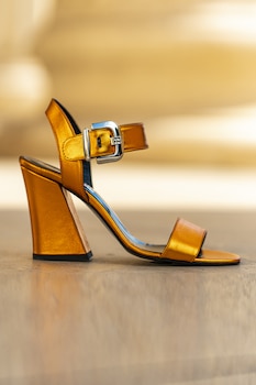 CONDUR by alexandru, Sandale de piele cu toc masiv, Oranj stins CONDUR by alexandru, Sandale de piele cu toc masiv, Oranj stins