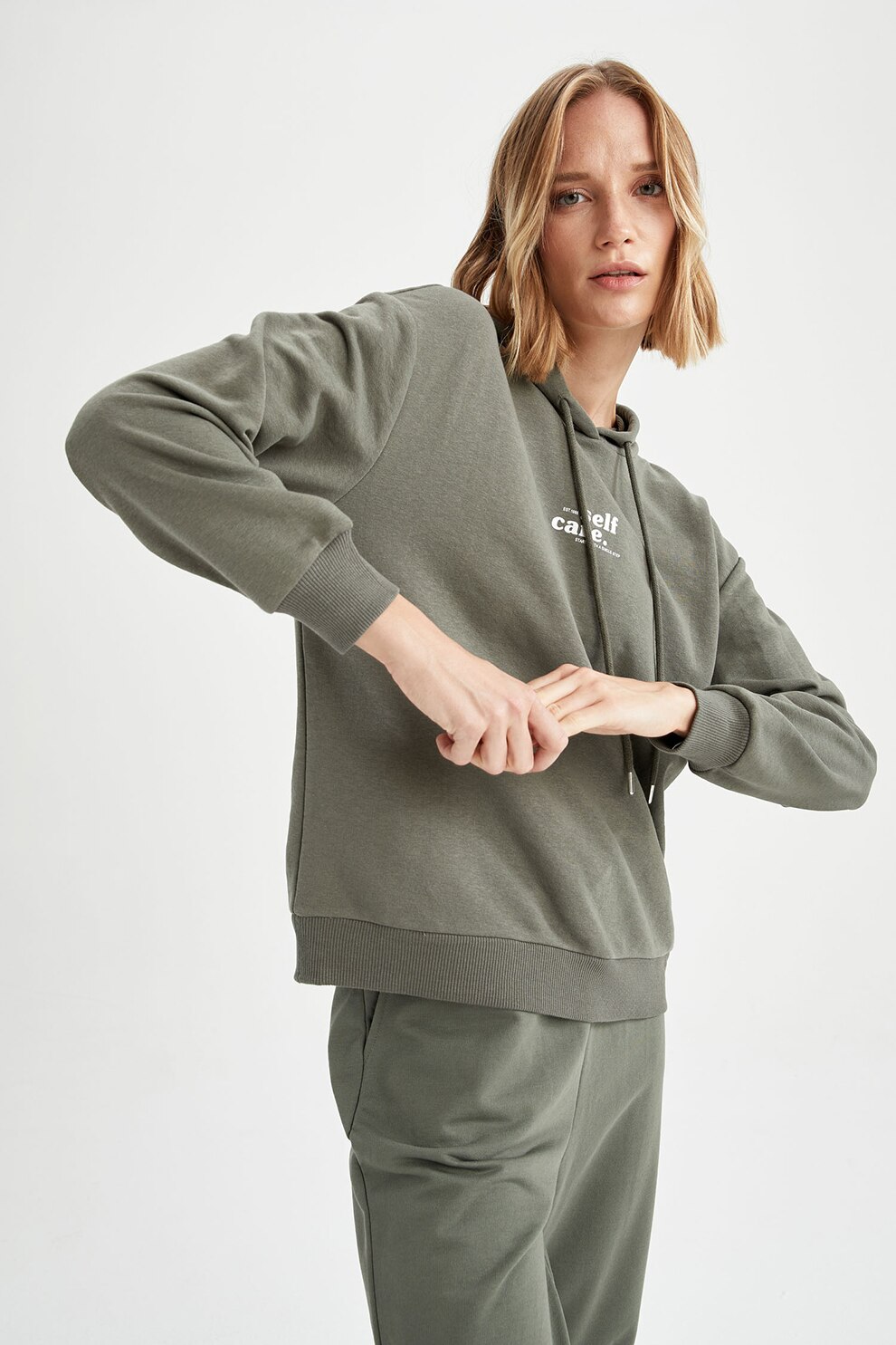 DeFacto, Hanorac cu maneci cazute, Verde feriga