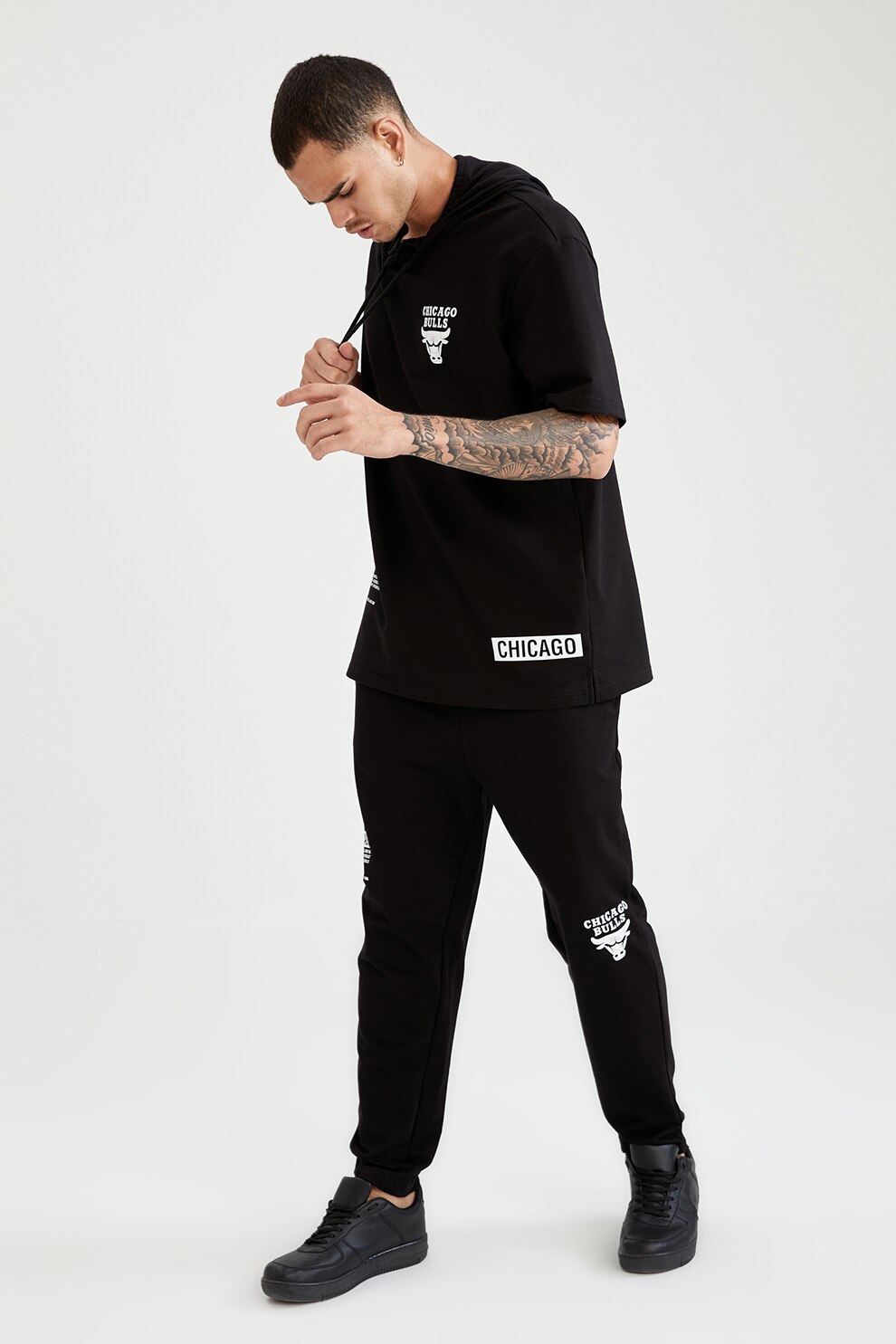 DeFacto, Pantaloni sport cu snur in talie, Negru/Alb
