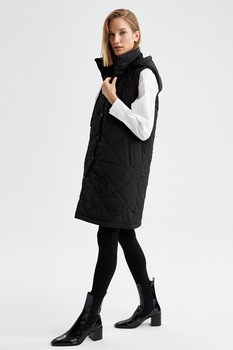 DeFacto, Vesta matlasata relaxed fit cu gluga, Negru DeFacto, Vesta matlasata relaxed fit cu gluga, Negru