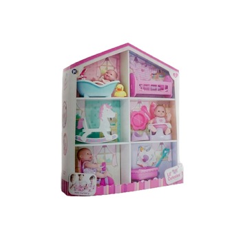 Mini casuta carton cu 3 bebelusi 13 cm si accesorii Mini casuta carton cu 3 bebelusi 13 cm si accesorii