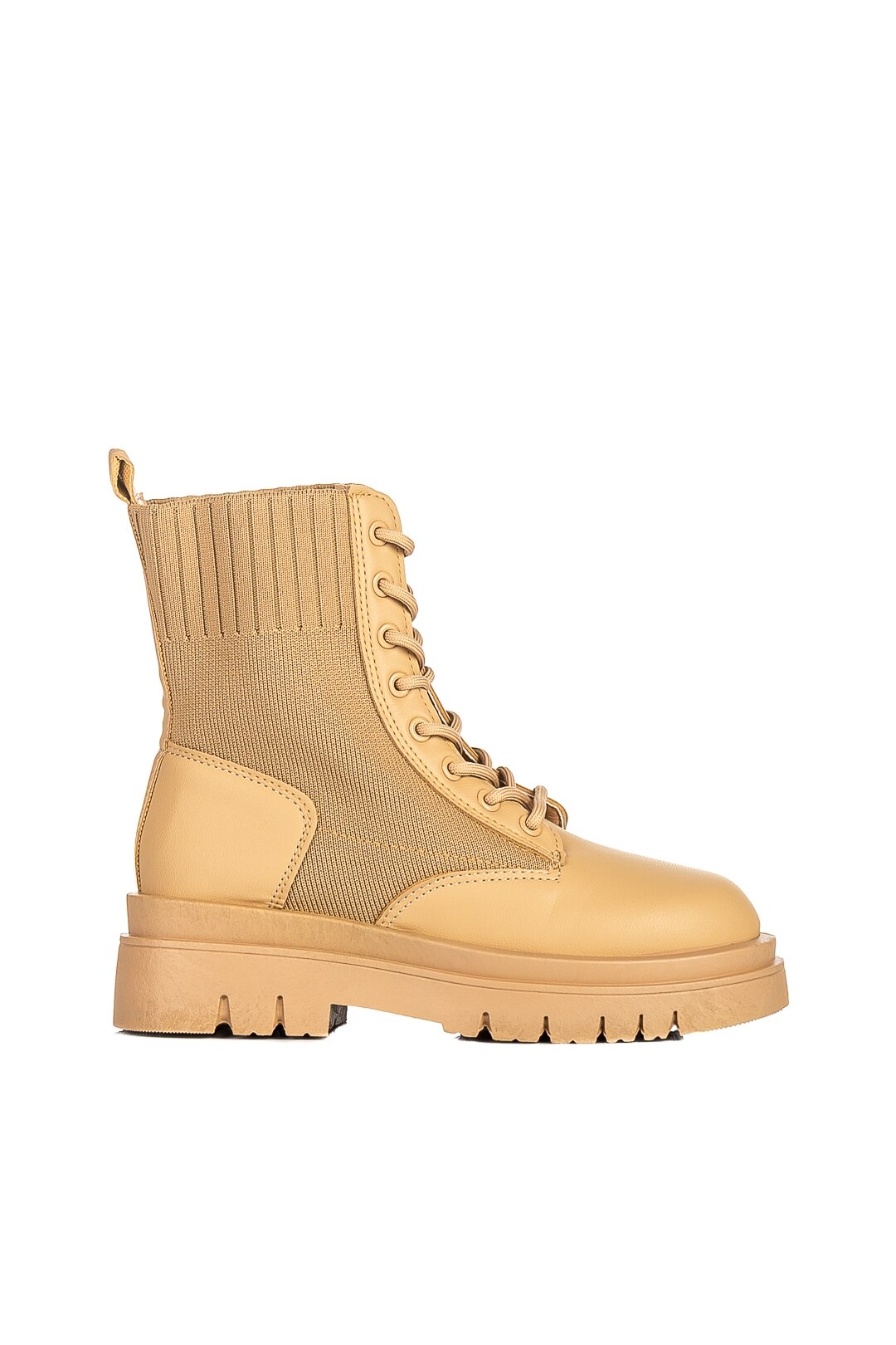 Ghete dama Santesa K, Maro