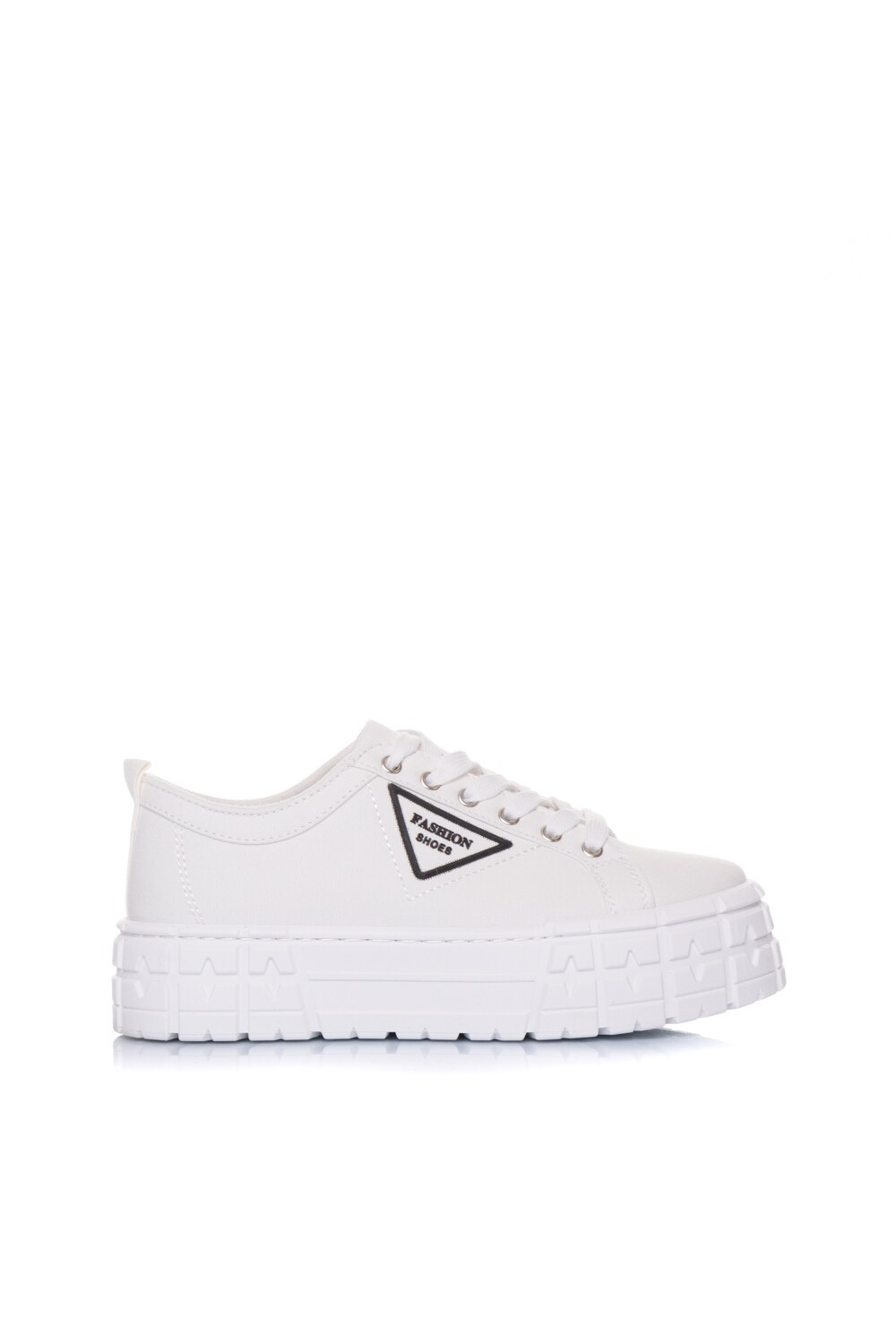 Tenisi dama Yamal, Alb