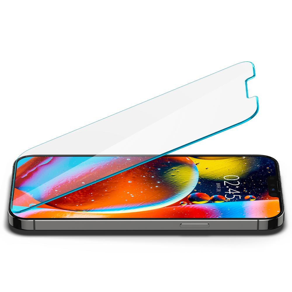 Set 2 folii sticla cu sistem de montare Case friendly Spigen GLAStR EZ FIT compatibil cu iPhone 13 Pro Max / 14 Plus