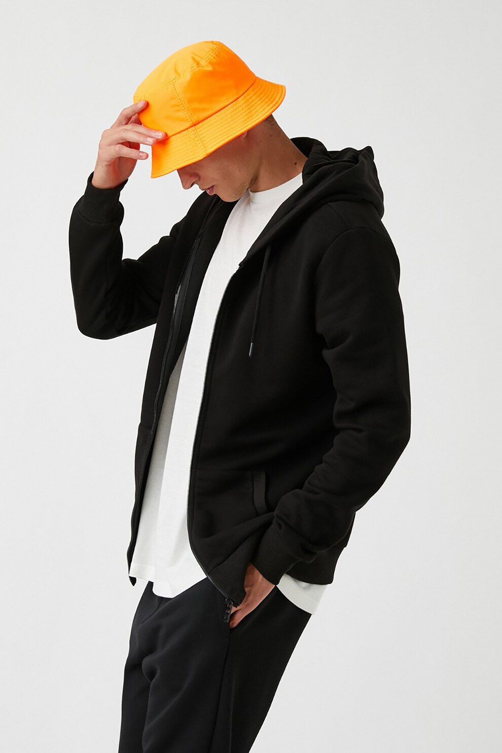 KOTON, Hanorac cu fermoar si buzunare laterale, Negru