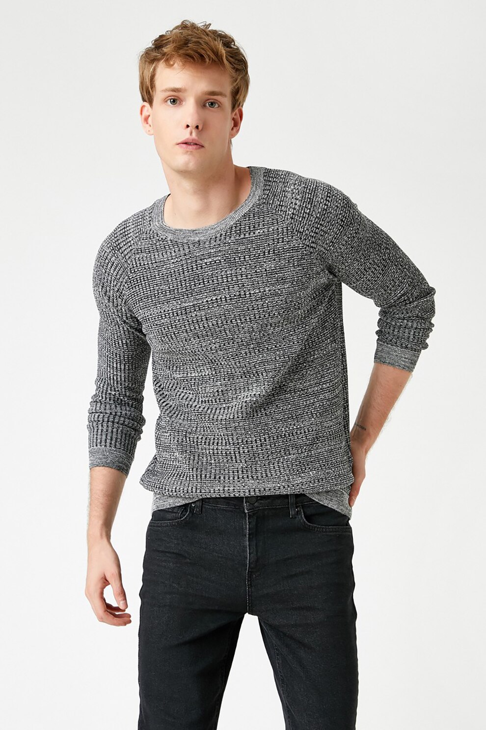 KOTON, Pulover cu decolteu la baza gatului si aspect texturat, Gri melange