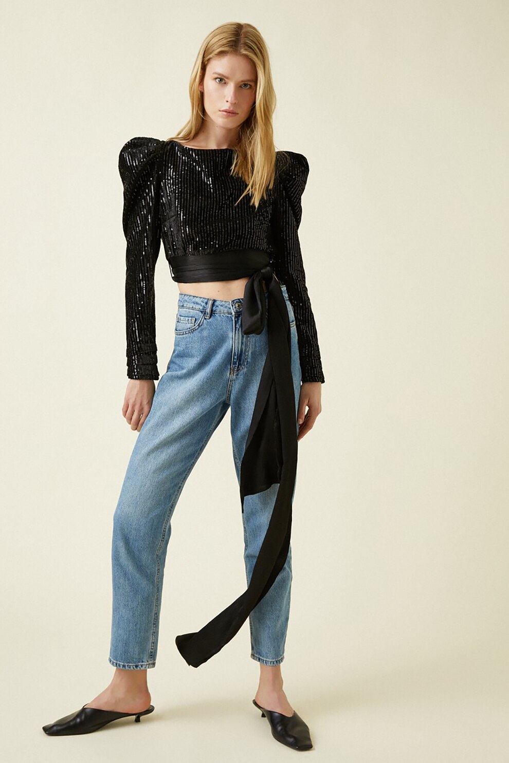 KOTON, Bluza crop cu paiete si maneci bufante, Negru