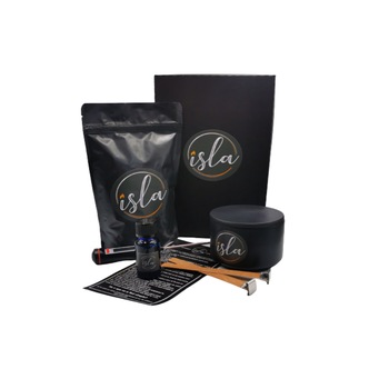 Kit Lumanare pafumata din ceara bio de soia, Isla, 200g, Afine si Vanilie Kit Lumanare pafumata din ceara bio de soia, Isla, 200g, Afine si Vanilie